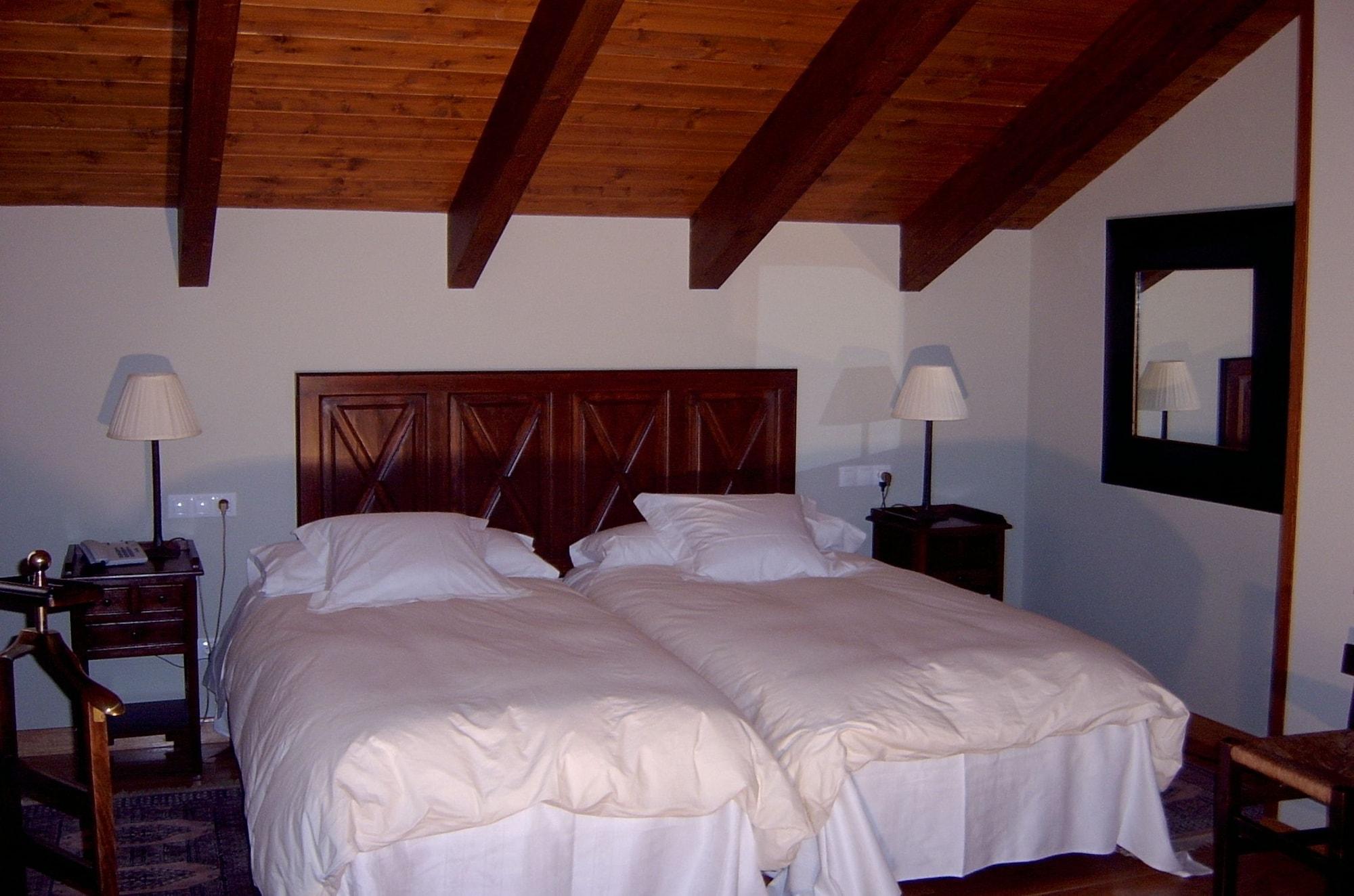 Conde Aznar Hotel Хака Екстериор снимка