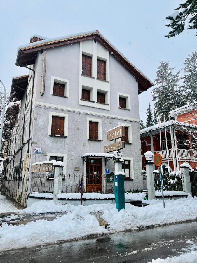 Conde Aznar Hotel Хака Екстериор снимка
