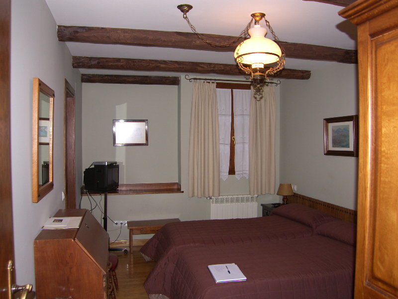 Conde Aznar Hotel Хака Екстериор снимка