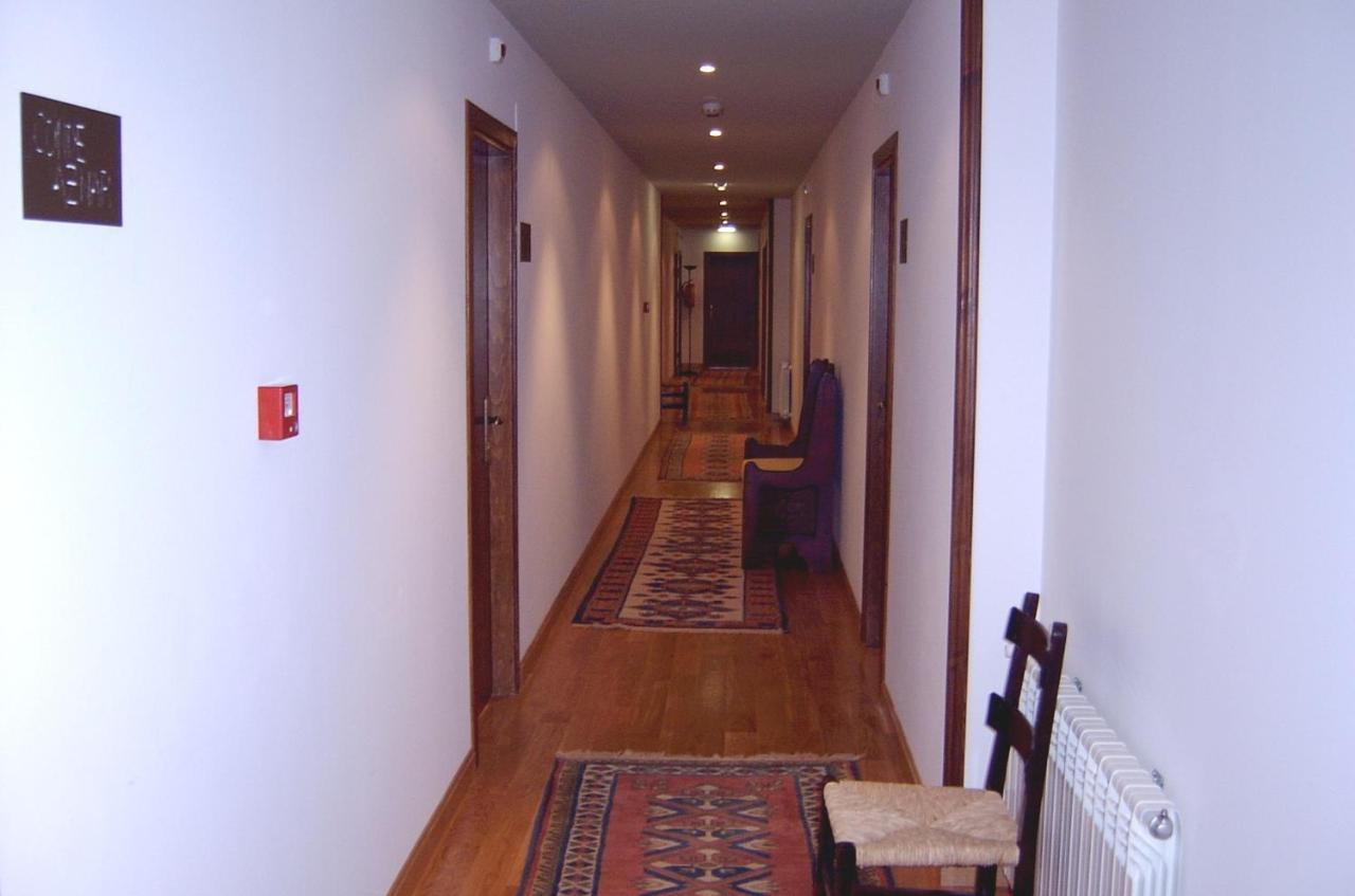 Conde Aznar Hotel Хака Екстериор снимка